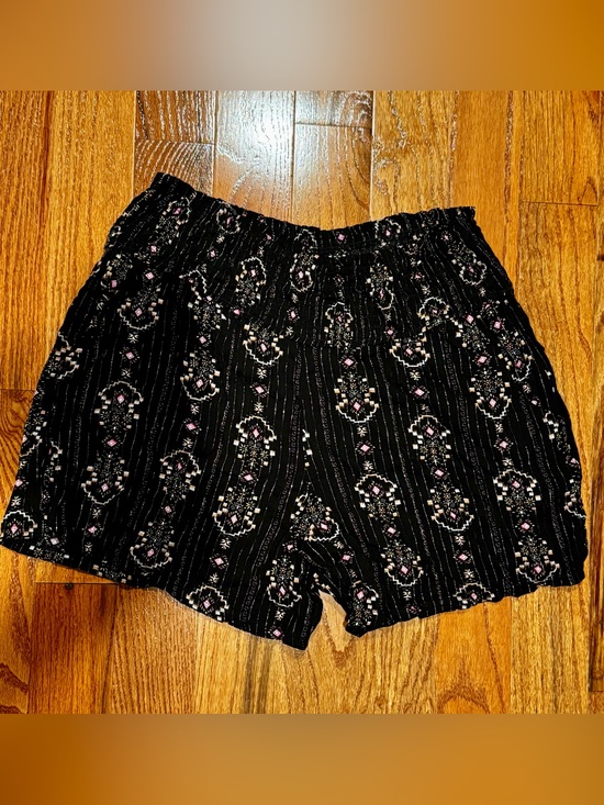 Three Dots Pants - Three Dots Boho Resort Pull On Elastic-Waist Shorts Black Metallic Print Medium